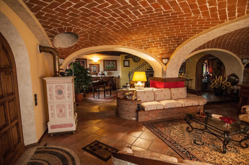 Bed And Breakfast Olimpia San Salvatore Monferrato Exterior photo